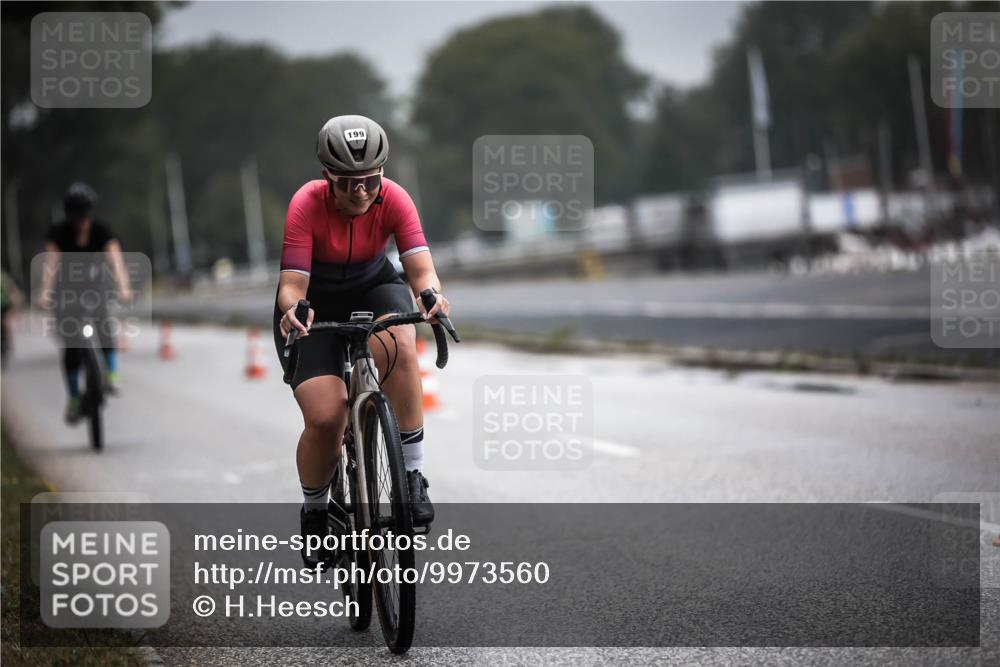 16.08.2026 - KN Förde Triathlon 2026 H.Heesch http://msf.ph/oto/9973560 16.08.2026 10:06:36 Radfahren 260 meine-sportfotos.de