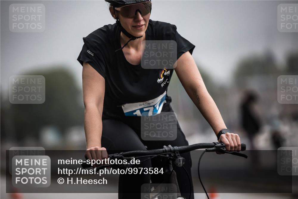 16.08.2026 - KN Förde Triathlon 2026 H.Heesch http://msf.ph/oto/9973584 16.08.2026 10:06:40 Radfahren 213, 260 meine-sportfotos.de