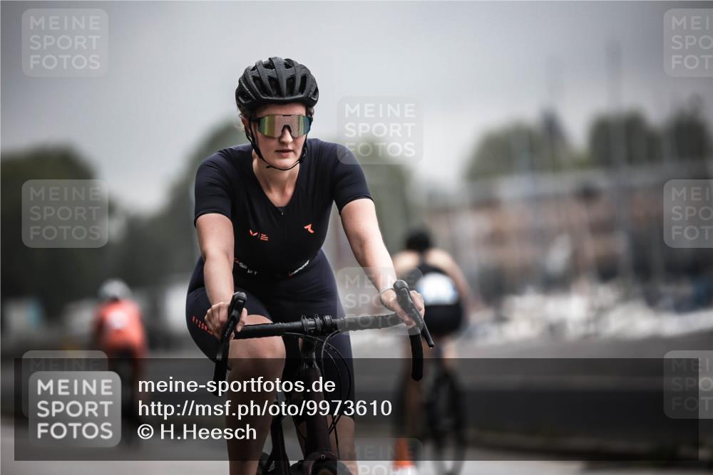 16.08.2026 - KN Förde Triathlon 2026 H.Heesch http://msf.ph/oto/9973610 16.08.2026 10:06:48 Radfahren  meine-sportfotos.de