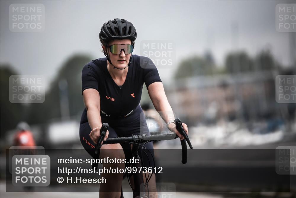 16.08.2026 - KN Förde Triathlon 2026 H.Heesch http://msf.ph/oto/9973612 16.08.2026 10:06:48 Radfahren  meine-sportfotos.de
