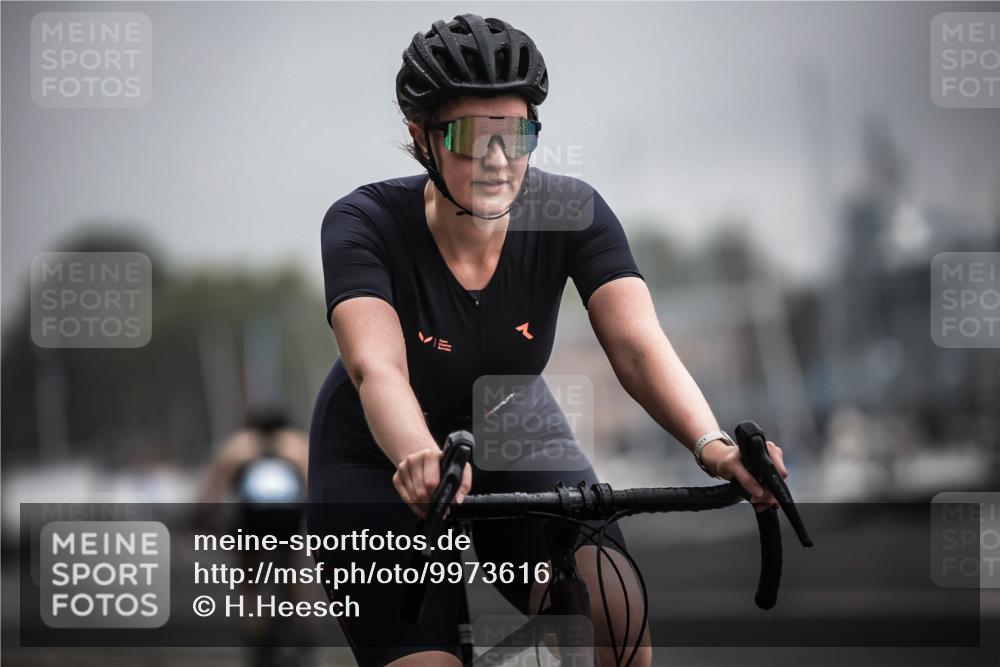 16.08.2026 - KN Förde Triathlon 2026 H.Heesch http://msf.ph/oto/9973616 16.08.2026 10:06:48 Radfahren  meine-sportfotos.de