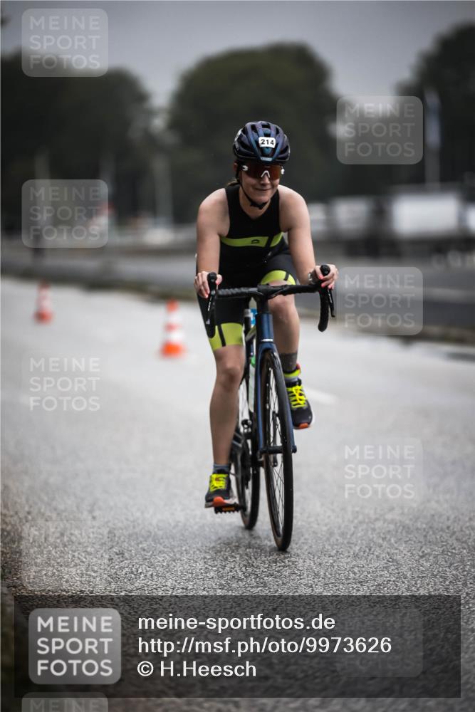 16.08.2026 - KN Förde Triathlon 2026 H.Heesch http://msf.ph/oto/9973626 16.08.2026 10:07:40 Radfahren 134, 223, 254 meine-sportfotos.de