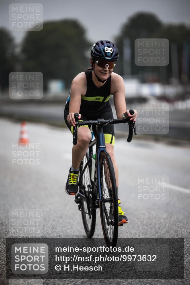 16.08.2026 - KN Förde Triathlon 2026 H.Heesch http://msf.ph/oto/9973632 16.08.2026 10:07:40 Radfahren 134, 223, 254 meine-sportfotos.de