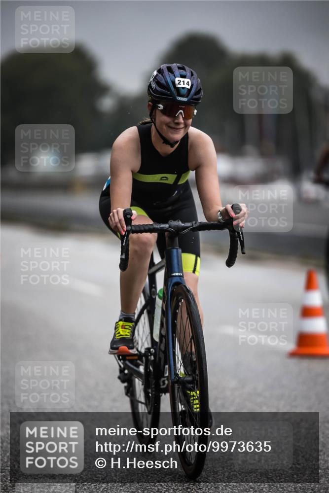 16.08.2026 - KN Förde Triathlon 2026 H.Heesch http://msf.ph/oto/9973635 16.08.2026 10:07:41 Radfahren 134, 223, 254 meine-sportfotos.de