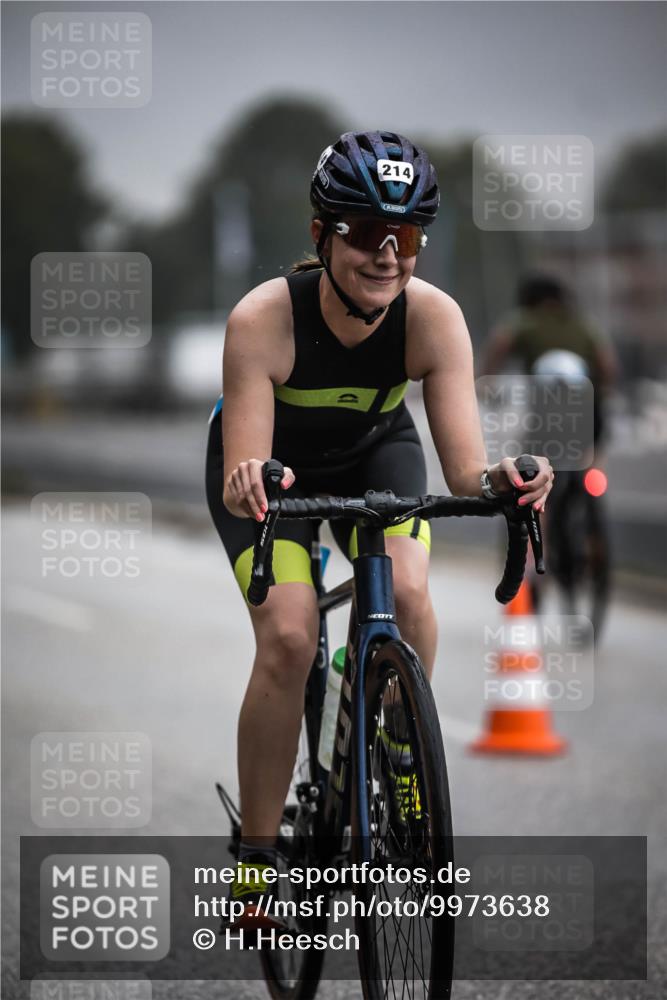 16.08.2026 - KN Förde Triathlon 2026 H.Heesch http://msf.ph/oto/9973638 16.08.2026 10:07:41 Radfahren 134, 223, 254 meine-sportfotos.de