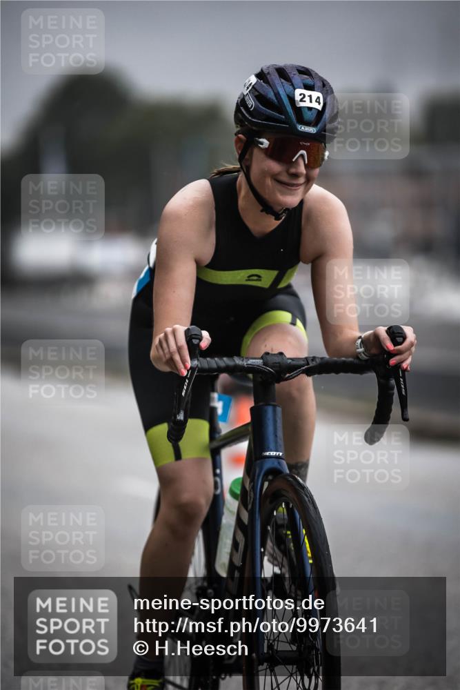 16.08.2026 - KN Förde Triathlon 2026 H.Heesch http://msf.ph/oto/9973641 16.08.2026 10:07:41 Radfahren 134, 223, 254 meine-sportfotos.de
