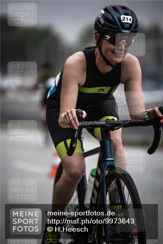 16.08.2026 - KN Förde Triathlon 2026 H.Heesch http://msf.ph/oto/9973643 16.08.2026 10:07:41 Radfahren 134, 223, 254 meine-sportfotos.de