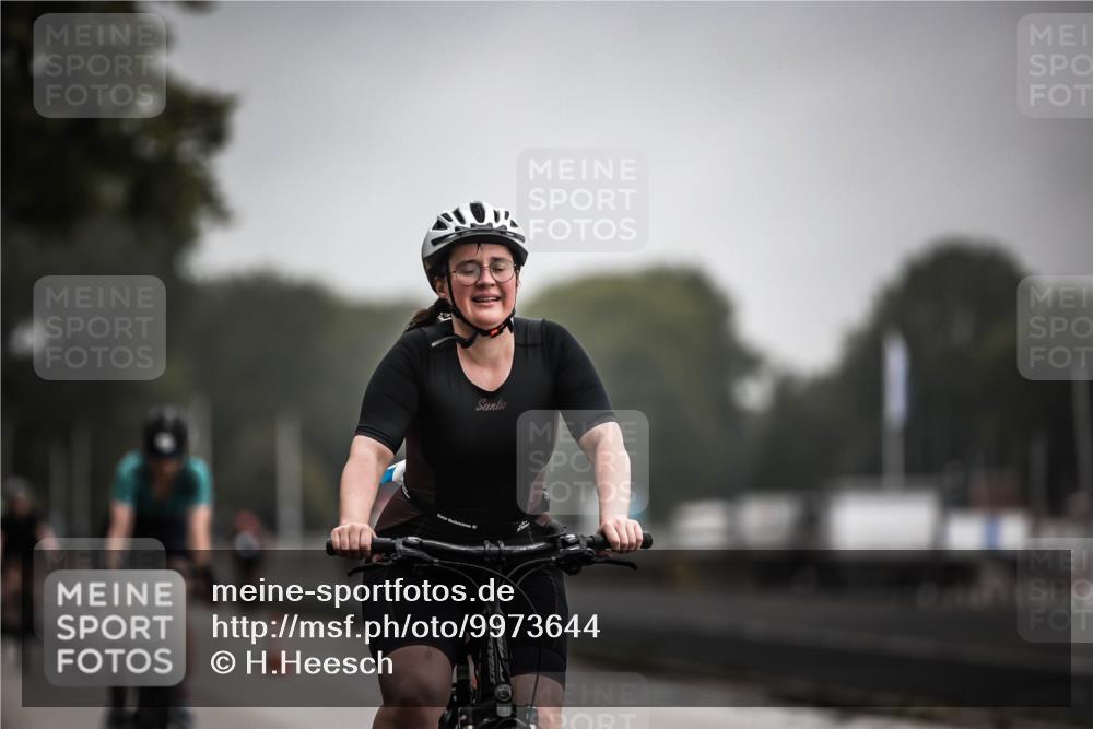 16.08.2026 - KN Förde Triathlon 2026 H.Heesch http://msf.ph/oto/9973644 16.08.2026 10:07:58 Radfahren 261, 264, 268 meine-sportfotos.de