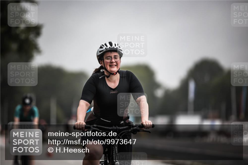 16.08.2026 - KN Förde Triathlon 2026 H.Heesch http://msf.ph/oto/9973647 16.08.2026 10:07:58 Radfahren 261, 264, 268 meine-sportfotos.de