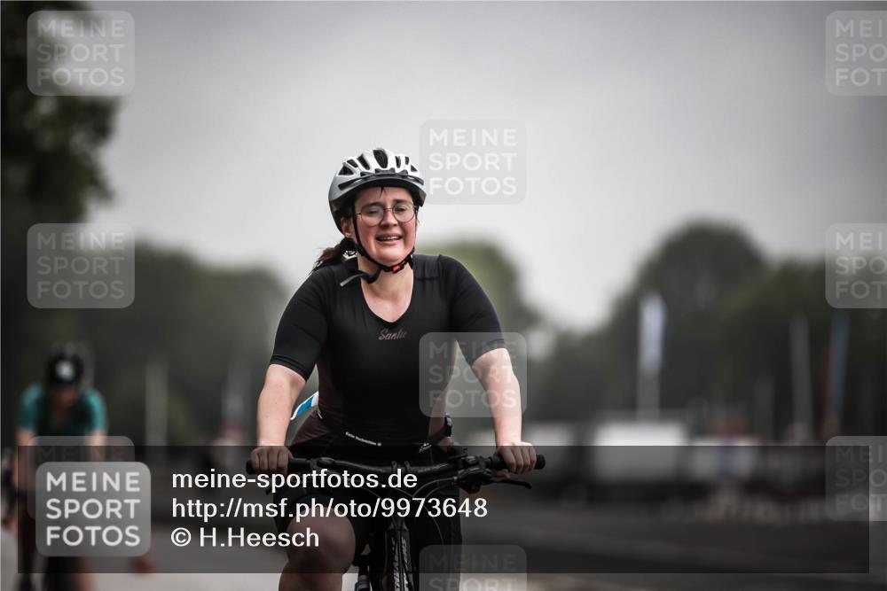 16.08.2026 - KN Förde Triathlon 2026 H.Heesch http://msf.ph/oto/9973648 16.08.2026 10:07:58 Radfahren 261, 264, 268 meine-sportfotos.de