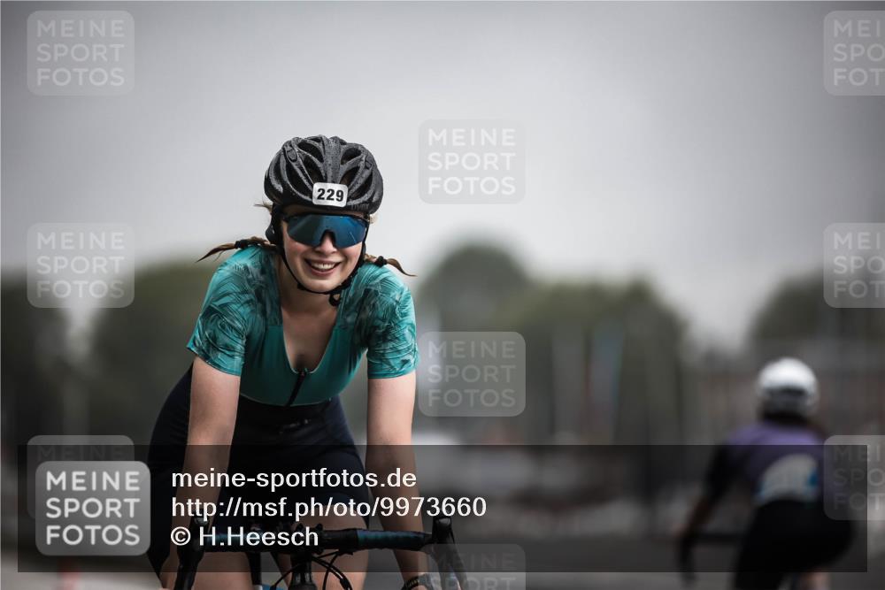 16.08.2026 - KN Förde Triathlon 2026 H.Heesch http://msf.ph/oto/9973660 16.08.2026 10:08:00 Radfahren 216, 264 meine-sportfotos.de