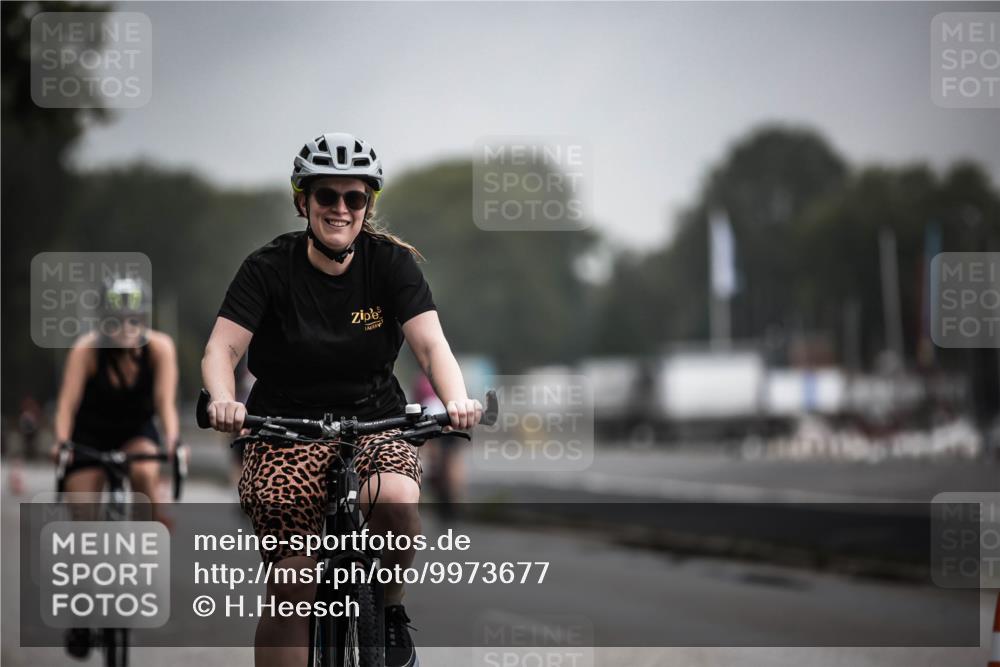 16.08.2026 - KN Förde Triathlon 2026 H.Heesch http://msf.ph/oto/9973677 16.08.2026 10:08:05 Radfahren 128, 132, 216, 219 meine-sportfotos.de