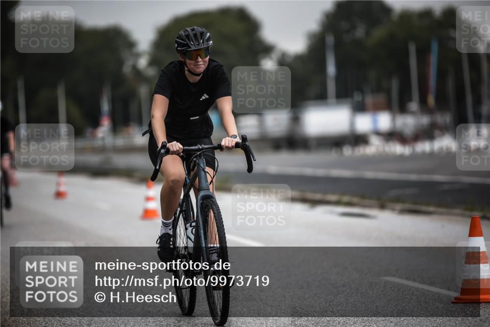 16.08.2026 - KN Förde Triathlon 2026 H.Heesch http://msf.ph/oto/9973719 16.08.2026 10:11:34 Radfahren 252 meine-sportfotos.de