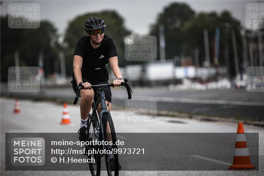 16.08.2026 - KN Förde Triathlon 2026 H.Heesch http://msf.ph/oto/9973721 16.08.2026 10:11:34 Radfahren 252 meine-sportfotos.de