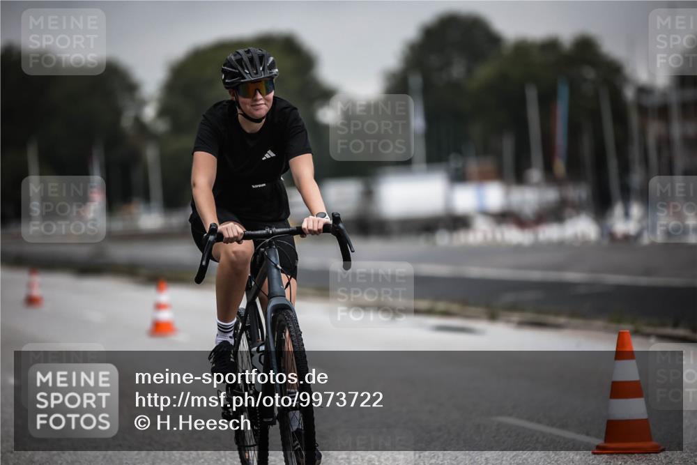 16.08.2026 - KN Förde Triathlon 2026 H.Heesch http://msf.ph/oto/9973722 16.08.2026 10:11:34 Radfahren 252 meine-sportfotos.de