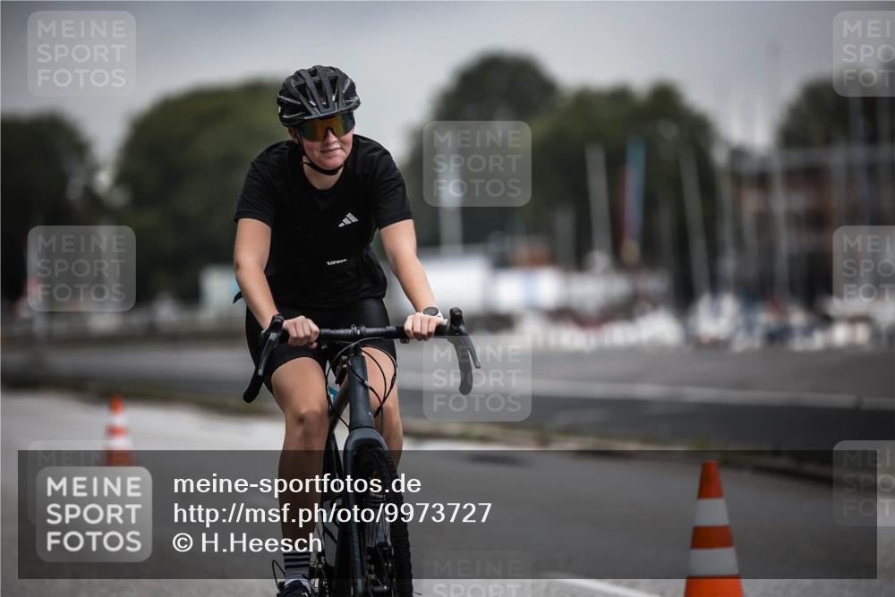 16.08.2026 - KN Förde Triathlon 2026 H.Heesch http://msf.ph/oto/9973727 16.08.2026 10:11:35 Radfahren 252 meine-sportfotos.de