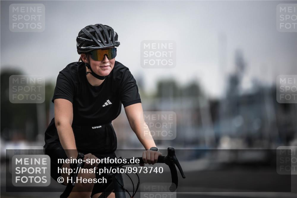 16.08.2026 - KN Förde Triathlon 2026 H.Heesch http://msf.ph/oto/9973740 16.08.2026 10:11:35 Radfahren 252 meine-sportfotos.de