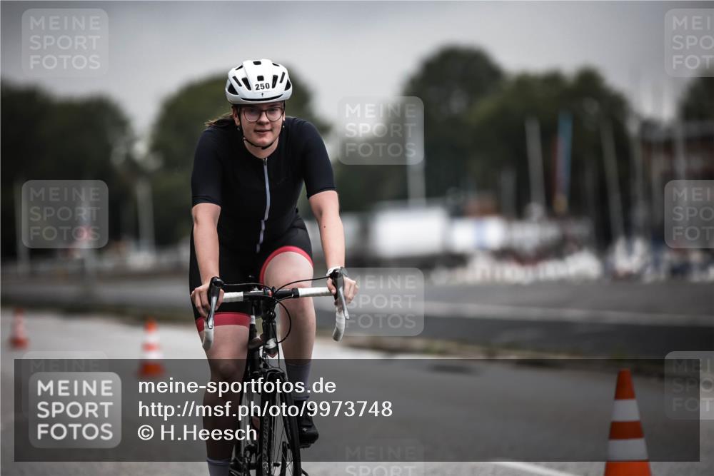 16.08.2026 - KN Förde Triathlon 2026 H.Heesch http://msf.ph/oto/9973748 16.08.2026 10:11:37 Radfahren  meine-sportfotos.de