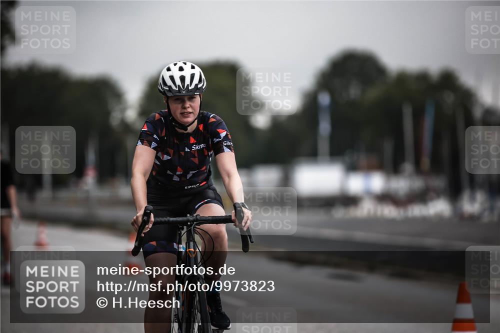 16.08.2026 - KN Förde Triathlon 2026 H.Heesch http://msf.ph/oto/9973823 16.08.2026 10:13:24 Radfahren  meine-sportfotos.de