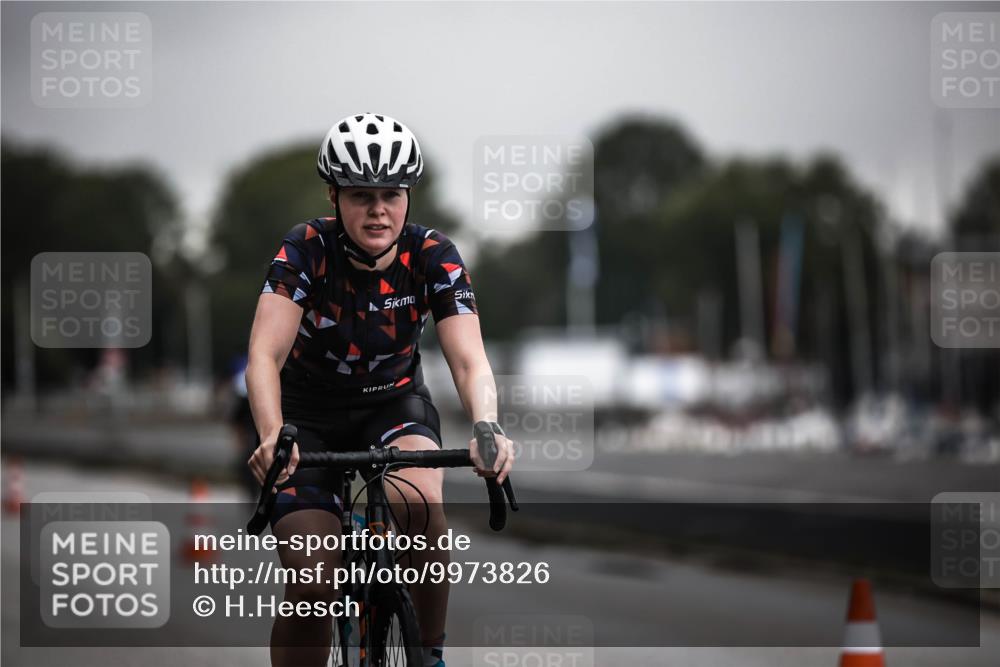 16.08.2026 - KN Förde Triathlon 2026 H.Heesch http://msf.ph/oto/9973826 16.08.2026 10:13:24 Radfahren  meine-sportfotos.de