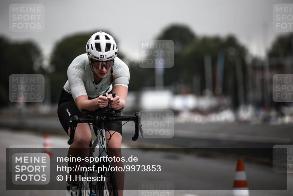 16.08.2026 - KN Förde Triathlon 2026 H.Heesch http://msf.ph/oto/9973853 16.08.2026 10:13:30 Radfahren 244 meine-sportfotos.de