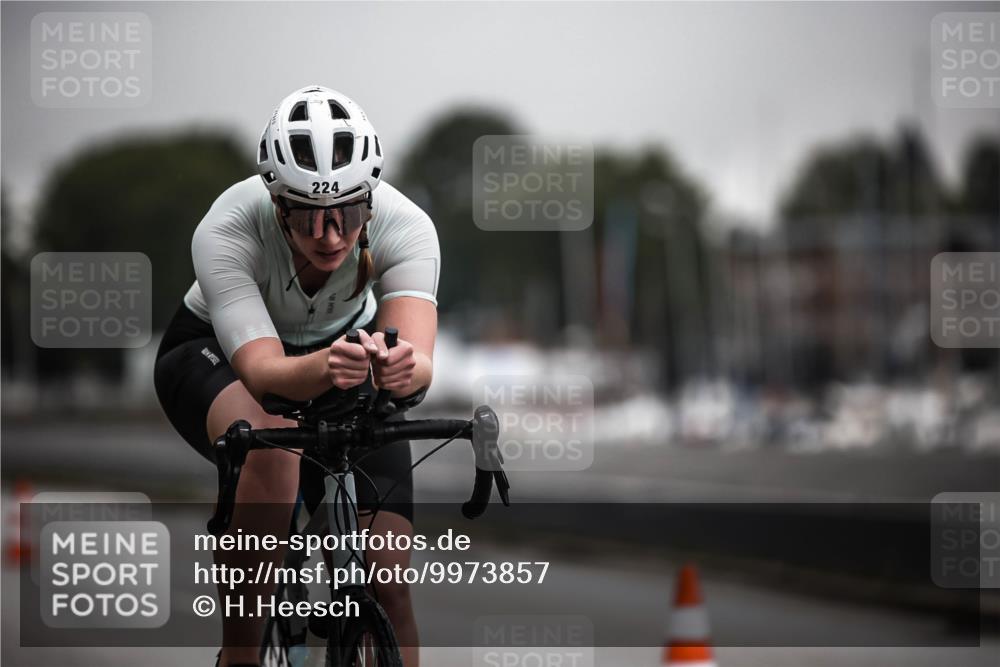 16.08.2026 - KN Förde Triathlon 2026 H.Heesch http://msf.ph/oto/9973857 16.08.2026 10:13:30 Radfahren 244 meine-sportfotos.de