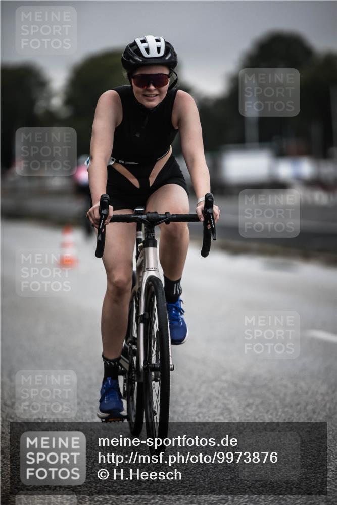16.08.2026 - KN Förde Triathlon 2026 H.Heesch http://msf.ph/oto/9973876 16.08.2026 10:13:43 Radfahren  meine-sportfotos.de