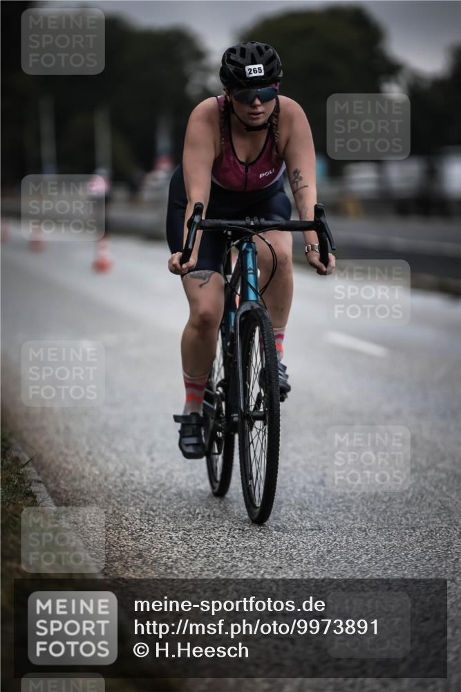 16.08.2026 - KN Förde Triathlon 2026 H.Heesch http://msf.ph/oto/9973891 16.08.2026 10:13:48 Radfahren  meine-sportfotos.de