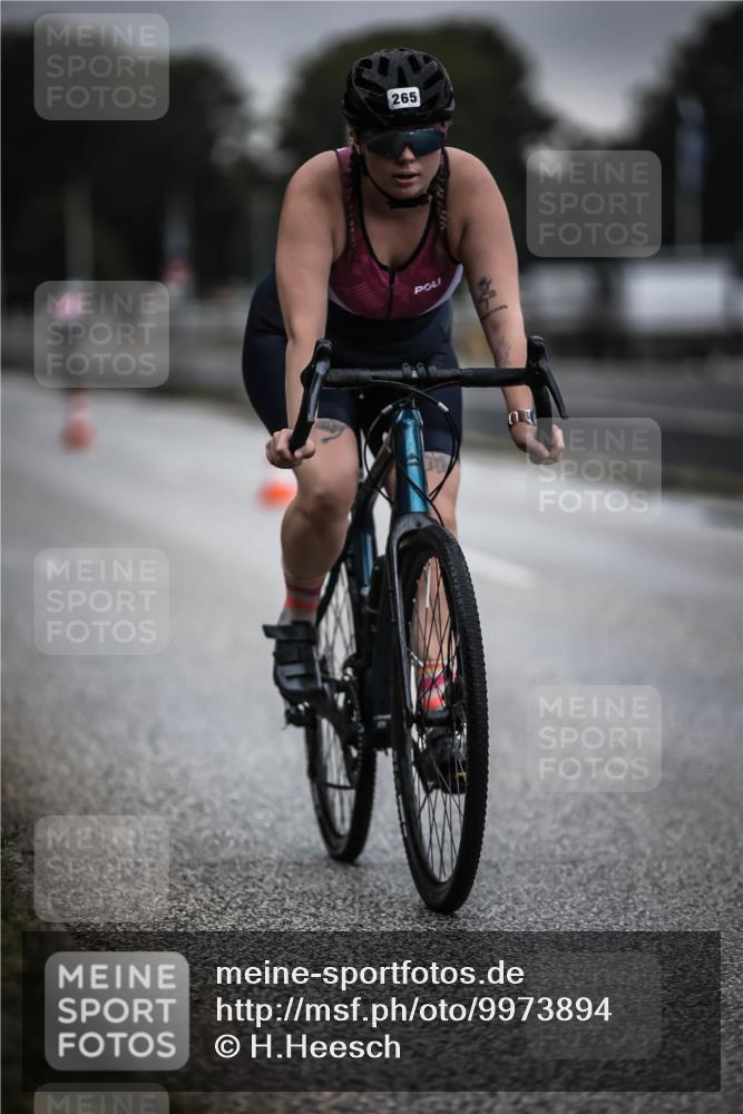 16.08.2026 - KN Förde Triathlon 2026 H.Heesch http://msf.ph/oto/9973894 16.08.2026 10:13:48 Radfahren  meine-sportfotos.de