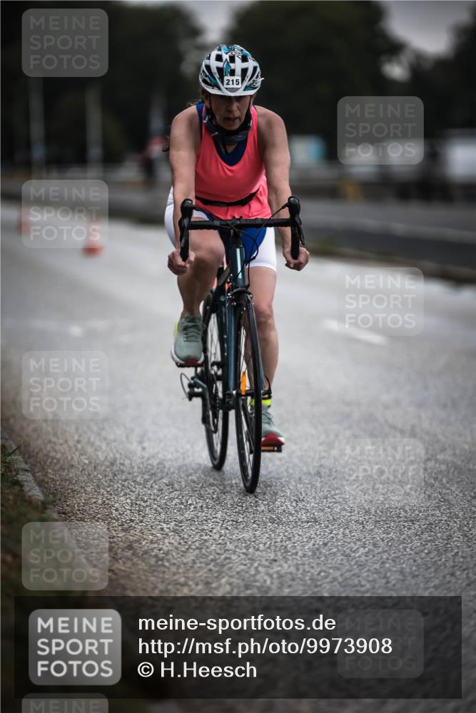 16.08.2026 - KN Förde Triathlon 2026 H.Heesch http://msf.ph/oto/9973908 16.08.2026 10:13:57 Radfahren 227 meine-sportfotos.de