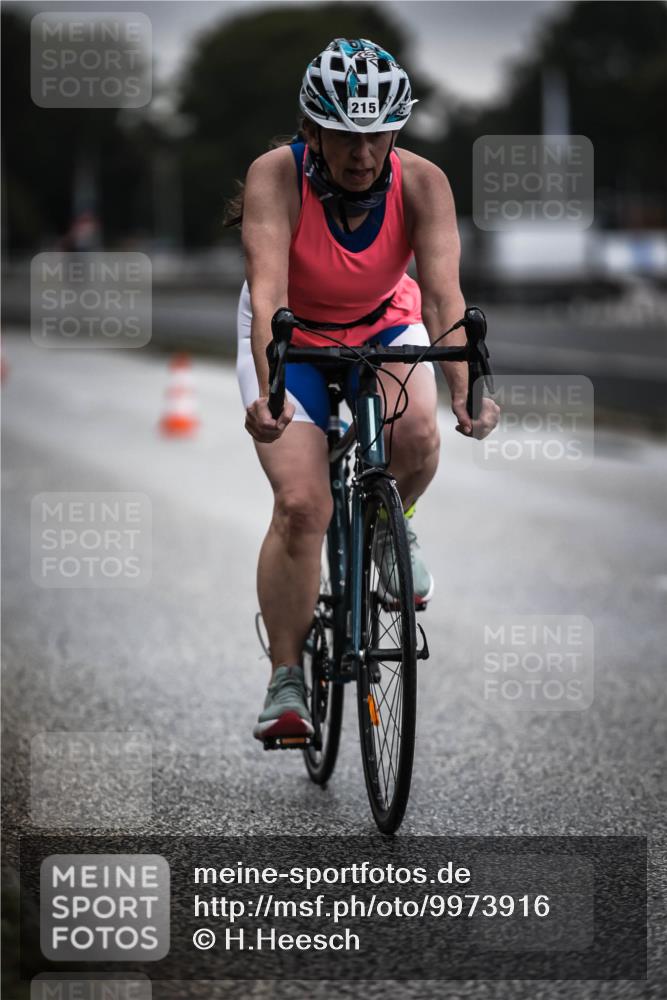 16.08.2026 - KN Förde Triathlon 2026 H.Heesch http://msf.ph/oto/9973916 16.08.2026 10:13:58 Radfahren  meine-sportfotos.de