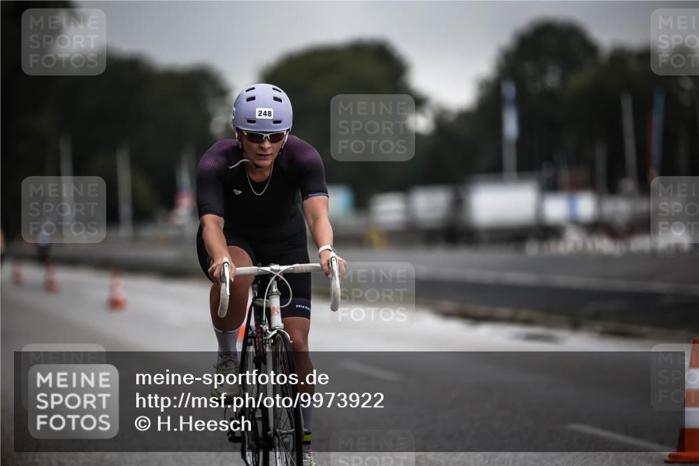 16.08.2026 - KN Förde Triathlon 2026 H.Heesch http://msf.ph/oto/9973922 16.08.2026 10:14:15 Radfahren  meine-sportfotos.de