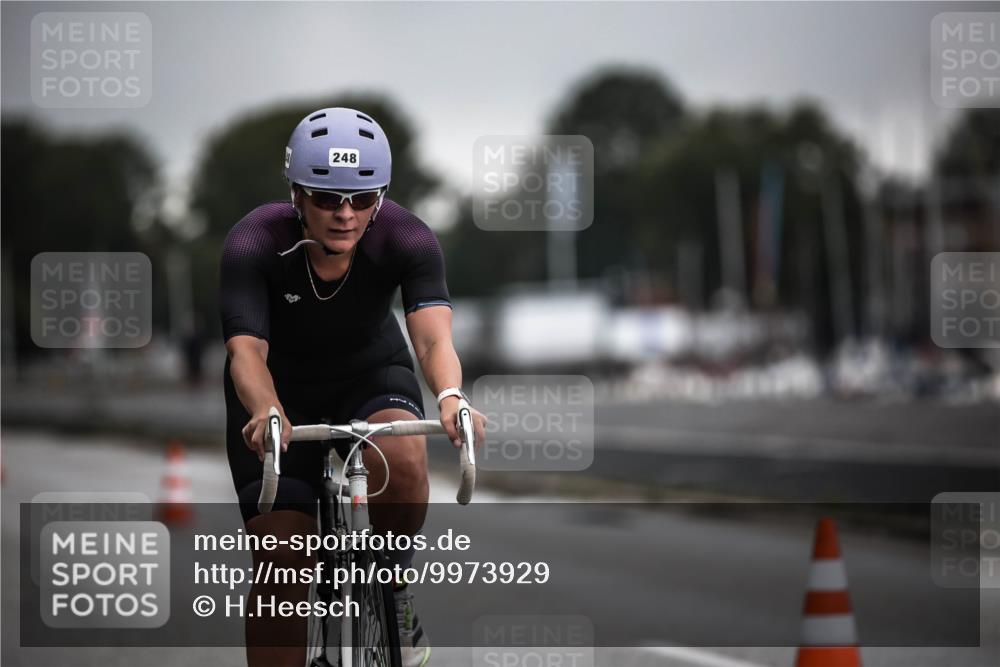 16.08.2026 - KN Förde Triathlon 2026 H.Heesch http://msf.ph/oto/9973929 16.08.2026 10:14:15 Radfahren  meine-sportfotos.de