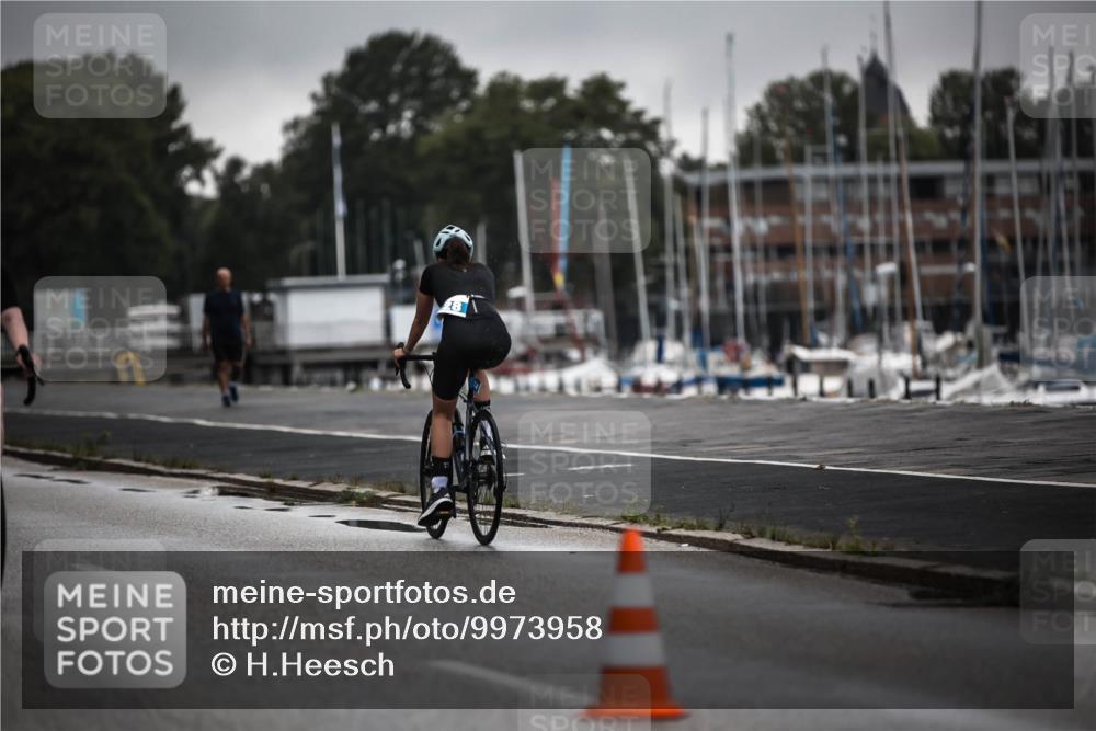 16.08.2026 - KN Förde Triathlon 2026 H.Heesch http://msf.ph/oto/9973958 16.08.2026 10:14:41 Radfahren  meine-sportfotos.de
