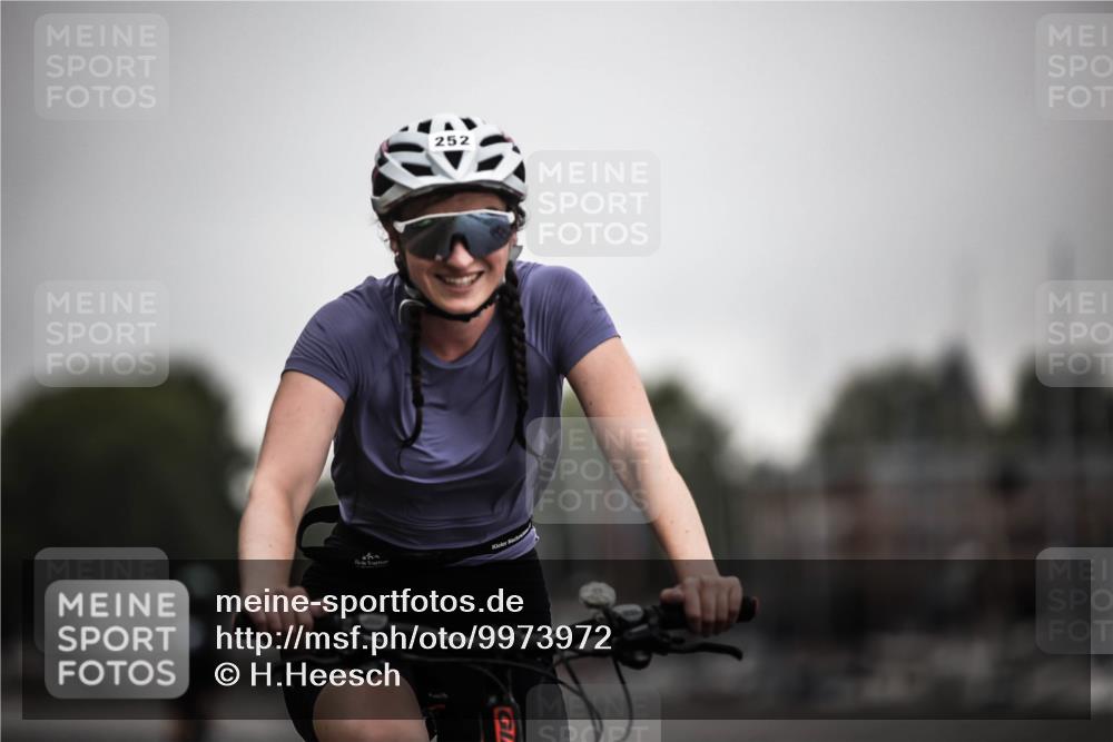 16.08.2026 - KN Förde Triathlon 2026 H.Heesch http://msf.ph/oto/9973972 16.08.2026 10:14:43 Radfahren  meine-sportfotos.de