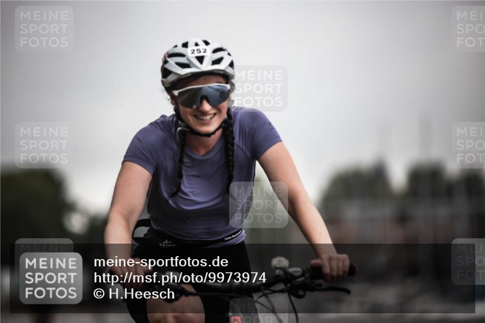 16.08.2026 - KN Förde Triathlon 2026 H.Heesch http://msf.ph/oto/9973974 16.08.2026 10:14:43 Radfahren  meine-sportfotos.de
