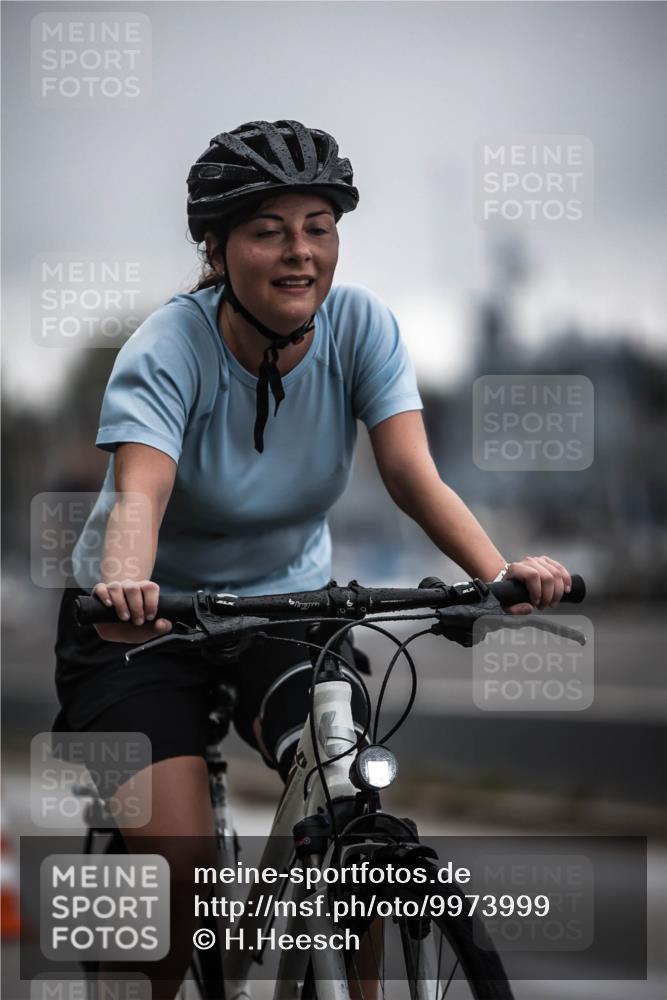 16.08.2026 - KN Förde Triathlon 2026 H.Heesch http://msf.ph/oto/9973999 16.08.2026 10:14:57 Radfahren  meine-sportfotos.de