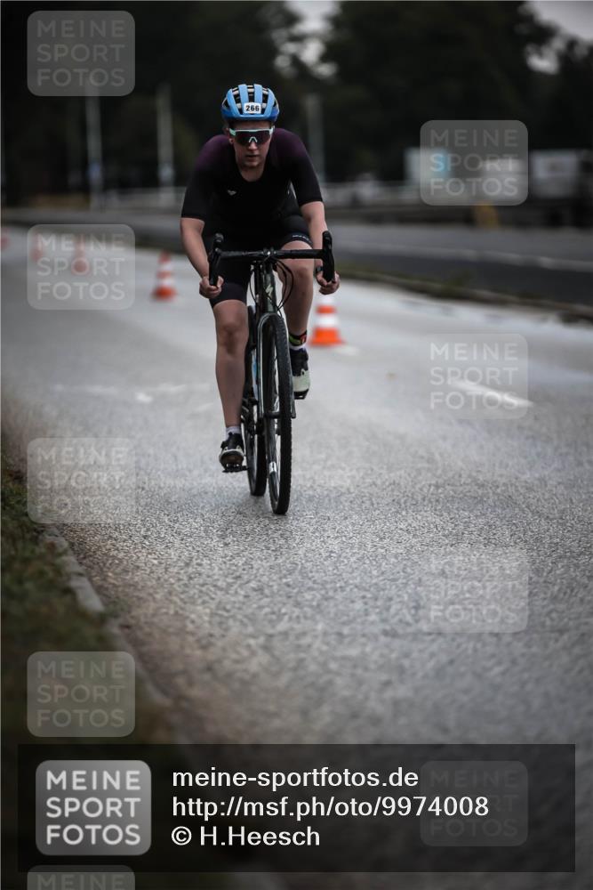 16.08.2026 - KN Förde Triathlon 2026 H.Heesch http://msf.ph/oto/9974008 16.08.2026 10:15:19 Radfahren 253 meine-sportfotos.de