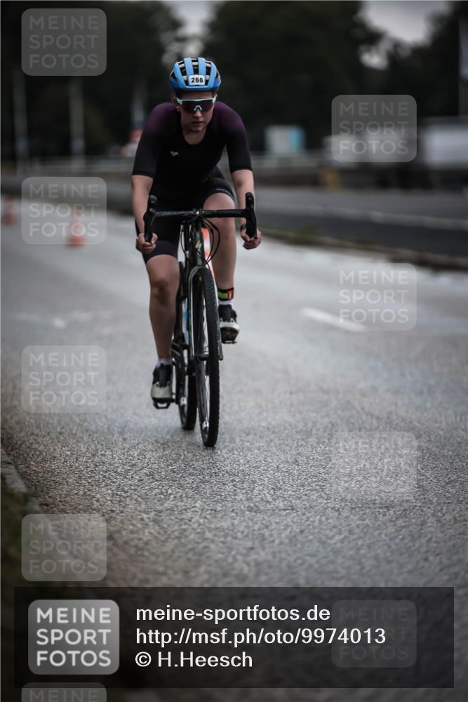16.08.2026 - KN Förde Triathlon 2026 H.Heesch http://msf.ph/oto/9974013 16.08.2026 10:15:19 Radfahren 253 meine-sportfotos.de