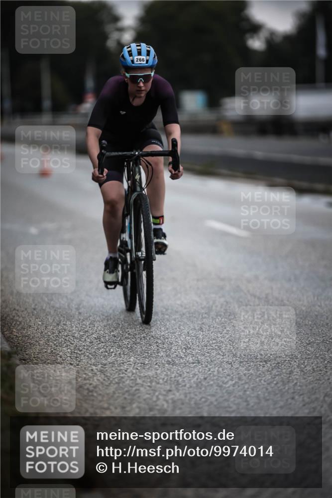 16.08.2026 - KN Förde Triathlon 2026 H.Heesch http://msf.ph/oto/9974014 16.08.2026 10:15:19 Radfahren 253 meine-sportfotos.de