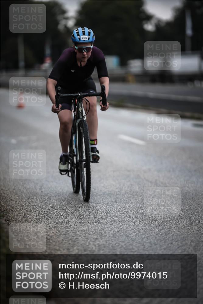 16.08.2026 - KN Förde Triathlon 2026 H.Heesch http://msf.ph/oto/9974015 16.08.2026 10:15:19 Radfahren 253 meine-sportfotos.de