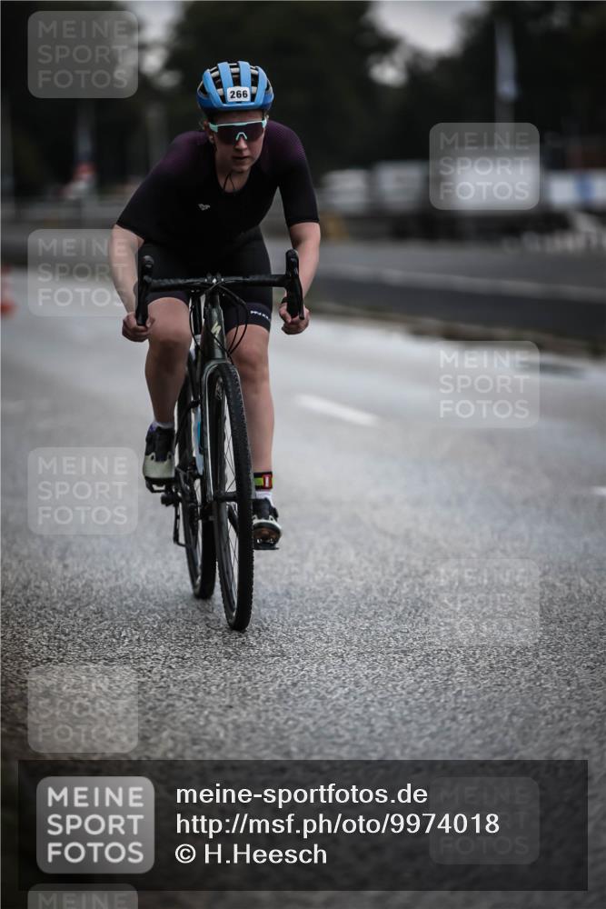 16.08.2026 - KN Förde Triathlon 2026 H.Heesch http://msf.ph/oto/9974018 16.08.2026 10:15:19 Radfahren 253 meine-sportfotos.de