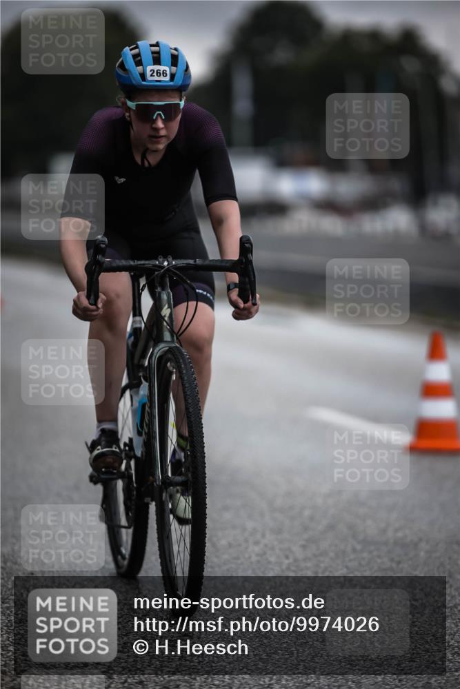 16.08.2026 - KN Förde Triathlon 2026 H.Heesch http://msf.ph/oto/9974026 16.08.2026 10:15:20 Radfahren 253 meine-sportfotos.de