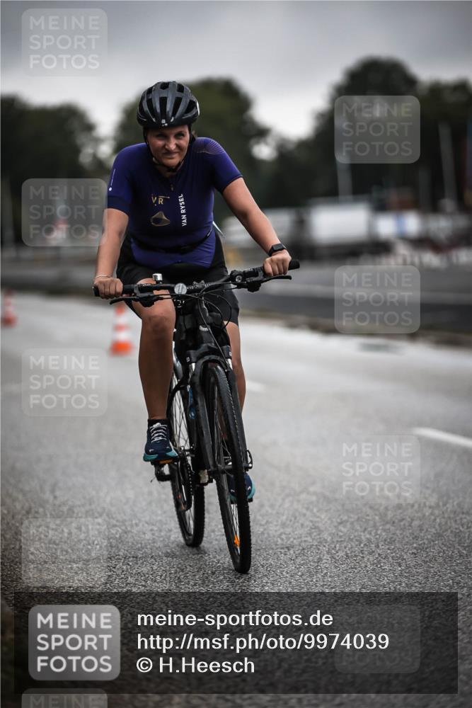 16.08.2026 - KN Förde Triathlon 2026 H.Heesch http://msf.ph/oto/9974039 16.08.2026 10:16:34 Radfahren  meine-sportfotos.de