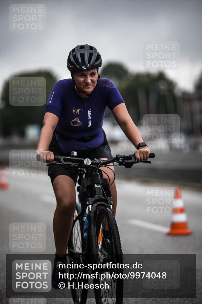 16.08.2026 - KN Förde Triathlon 2026 H.Heesch http://msf.ph/oto/9974048 16.08.2026 10:16:35 Radfahren  meine-sportfotos.de