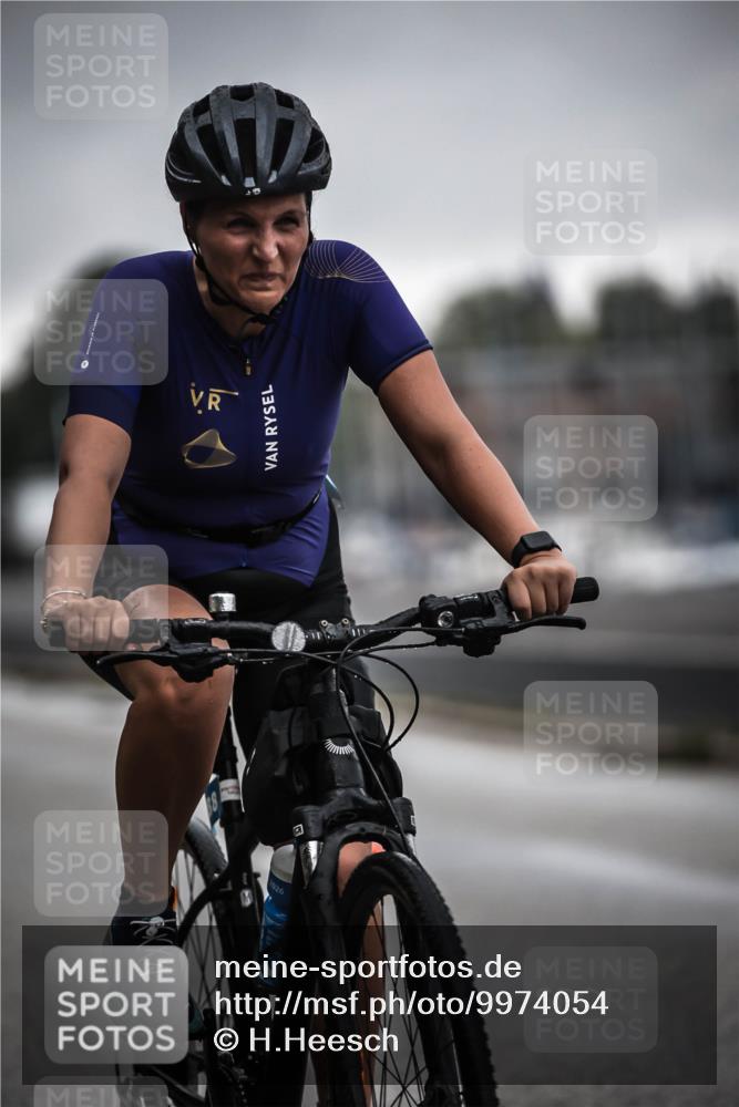 16.08.2026 - KN Förde Triathlon 2026 H.Heesch http://msf.ph/oto/9974054 16.08.2026 10:16:35 Radfahren  meine-sportfotos.de