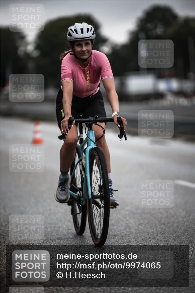 16.08.2026 - KN Förde Triathlon 2026 H.Heesch http://msf.ph/oto/9974065 16.08.2026 10:16:42 Radfahren 259 meine-sportfotos.de
