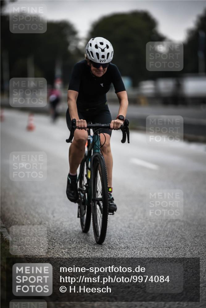 16.08.2026 - KN Förde Triathlon 2026 H.Heesch http://msf.ph/oto/9974084 16.08.2026 10:16:59 Radfahren  meine-sportfotos.de