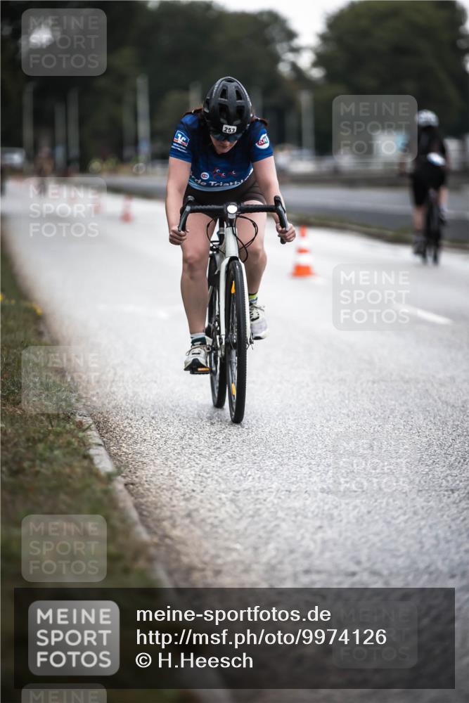 16.08.2026 - KN Förde Triathlon 2026 H.Heesch http://msf.ph/oto/9974126 16.08.2026 10:18:24 Radfahren  meine-sportfotos.de