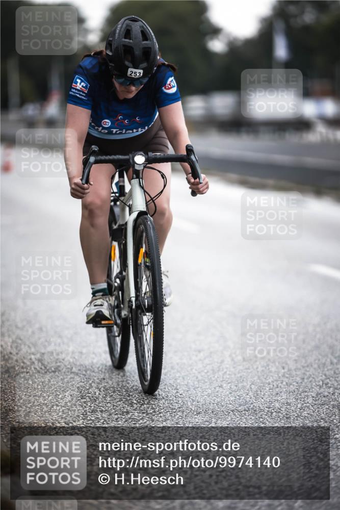 16.08.2026 - KN Förde Triathlon 2026 H.Heesch http://msf.ph/oto/9974140 16.08.2026 10:18:24 Radfahren  meine-sportfotos.de